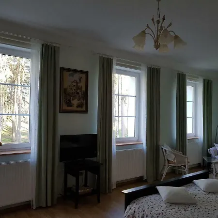 בית אירוח Reverans