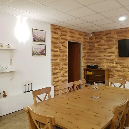 בית אירוח Reverans